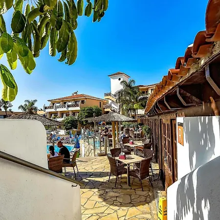 Apto Con Piscina, Terraza Privada & Ac Aparthotel *