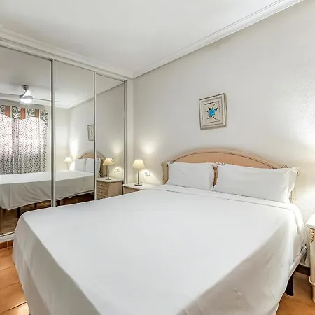 Apto Con Piscina, Terraza Privada & Ac Aparthotel *